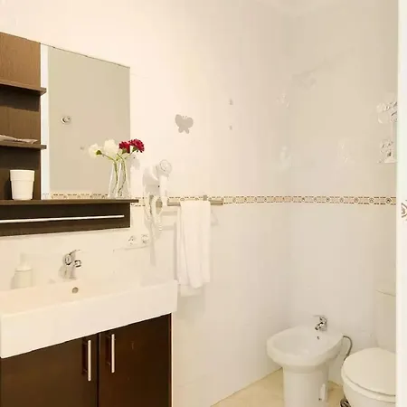 Shalom Apartament Playa Blanca (Lanzarote)